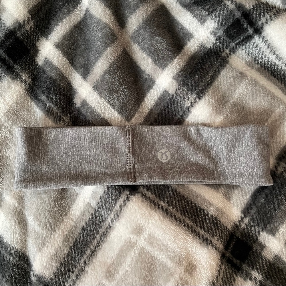 Lululemon headband